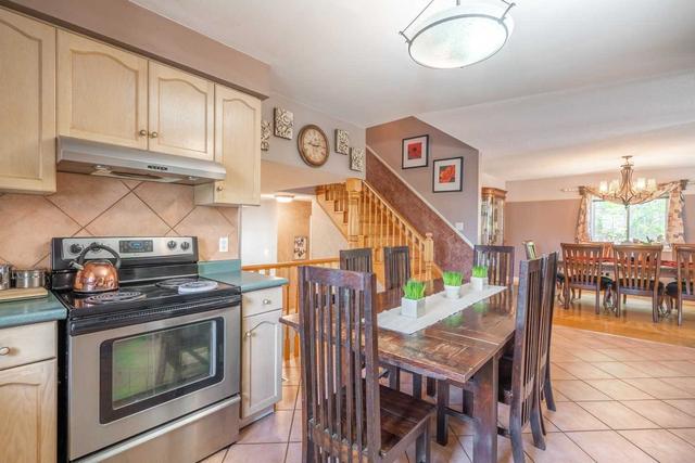 42 Richmond Cres, House detached with 4 bedrooms, 2 bathrooms and 6 parking in Hamilton ON | Image 5