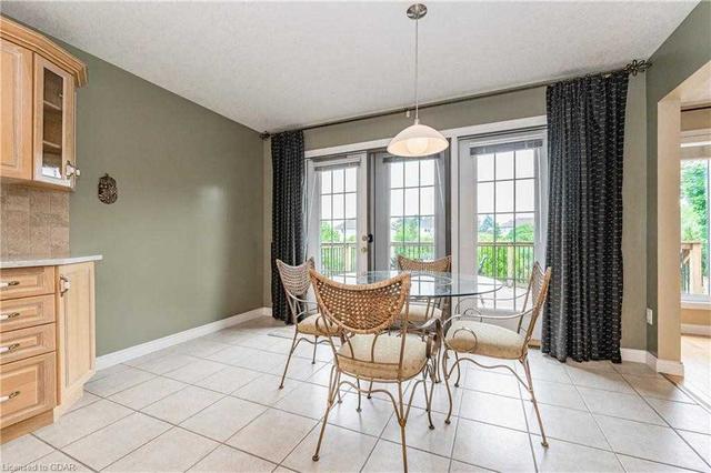8 Elderberry Crt, House detached with 1 bedrooms, 3 bathrooms and 6 parking in Guelph ON | Image 20