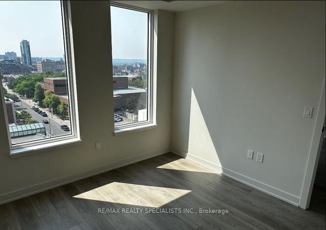 1016 - 212 King William St, Condo with 1 bedrooms, 1 bathrooms and 0 parking in Hamilton ON | Image 25