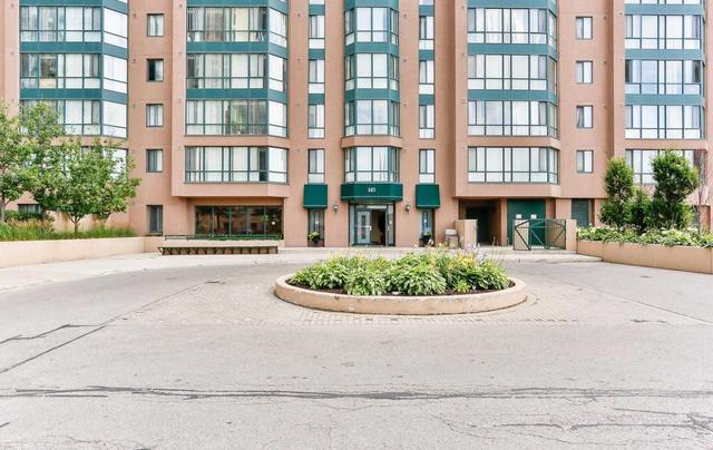 1012 - 145 Hillcrest Ave, Condo with 2 bedrooms, 2 bathrooms and 2 parking in Mississauga ON | Image 12
