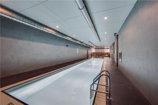 1102 - 15 Iceboat Terr, Condo with 1 bedrooms, 1 bathrooms and 1 parking in Toronto ON | Image 16