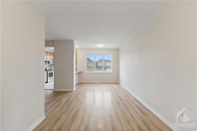 1036 Apolune Street, Townhouse with 2 bedrooms, 2 bathrooms and 3 parking in Ottawa ON | Image 7