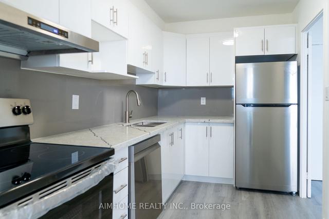 2707 - 5 Massey Sq, Condo with 1 bedrooms, 1 bathrooms and 0 parking in Toronto ON | Image 2