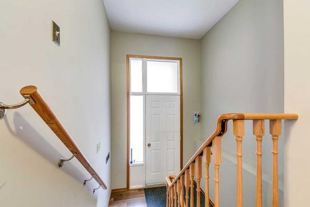 1474 Grand Blvd, House detached with 3 bedrooms, 2 bathrooms and 6 parking in Oakville ON | Image 15
