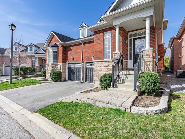 558 Tapestry Lane, Condo with 2 bedrooms, 3 bathrooms and 2 parking in Newmarket ON | Image 23