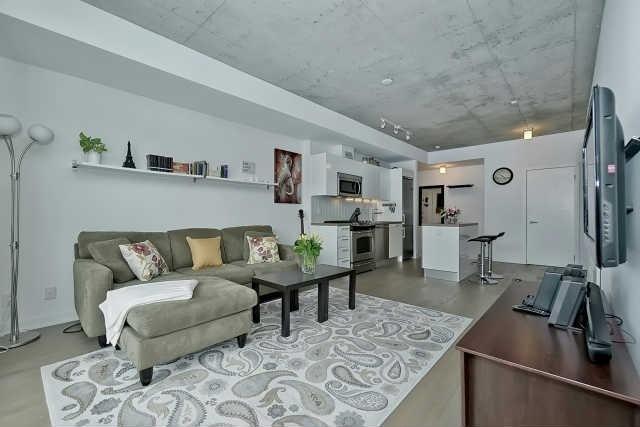 501 - 319 Carlaw Ave, Condo with 1 bedrooms, 1 bathrooms and 1 parking in Toronto ON | Image 5