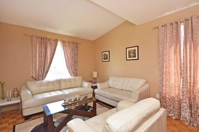 83 Pantomine Blvd, House detached with 4 bedrooms, 3 bathrooms and 4 parking in Brampton ON | Image 36