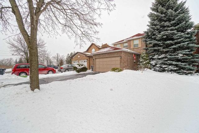 48 Appleton Tr, House detached with 3 bedrooms, 4 bathrooms and 6 parking in Brampton ON | Image 23