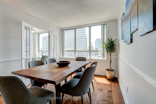 2507 - 633 Bay St, Condo with 2 bedrooms, 2 bathrooms and 0 parking in Toronto ON | Image 27