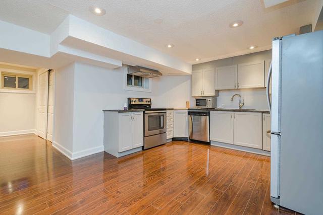 21 Houseman Cres, House detached with 4 bedrooms, 4 bathrooms and 6 parking in Richmond Hill ON | Image 24