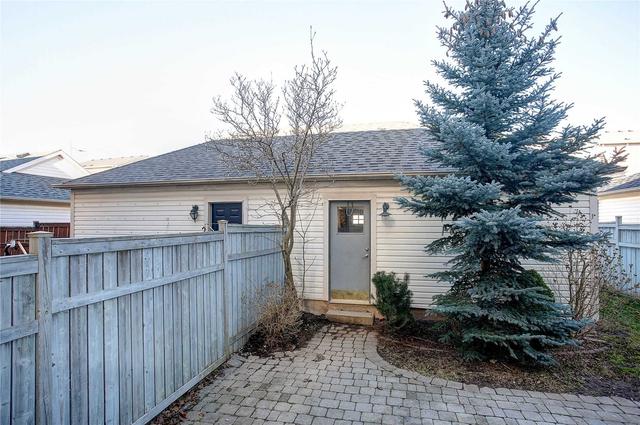 81 Roxton Rd, House detached with 3 bedrooms, 4 bathrooms and 2 parking in Oakville ON | Image 8