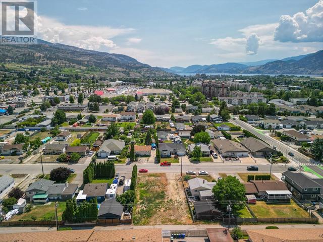 79 Okanagan Avenue W, Home with 0 bedrooms, 0 bathrooms and null parking in Penticton BC | Image 5