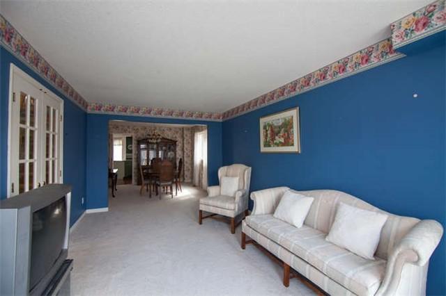 342 Harrowsmith Dr, House detached with 4 bedrooms, 4 bathrooms and 4 parking in Mississauga ON | Image 2
