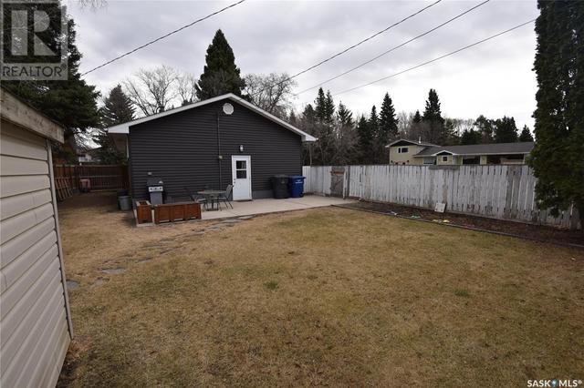 120 5th Street E, House detached with 4 bedrooms, 2 bathrooms and null parking in Nipawin SK | Image 29