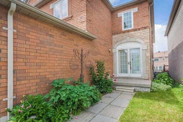 40 Futura Ave, House semidetached with 4 bedrooms, 4 bathrooms and 4 parking in Richmond Hill ON | Image 23