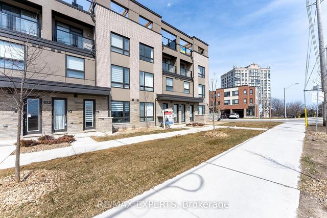 1 - 620 Rexdale Blvd, Townhouse with 3 bedrooms, 3 bathrooms and 1 parking in Toronto ON | Image 31