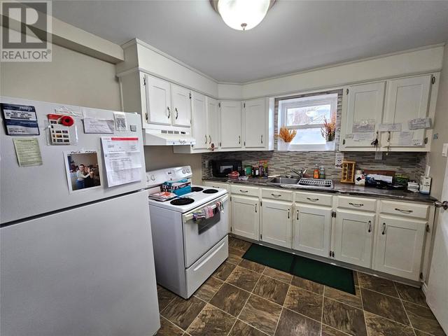 15 Peddles Lane, House other with 3 bedrooms, 2 bathrooms and null parking in Corner Brook NL | Image 7