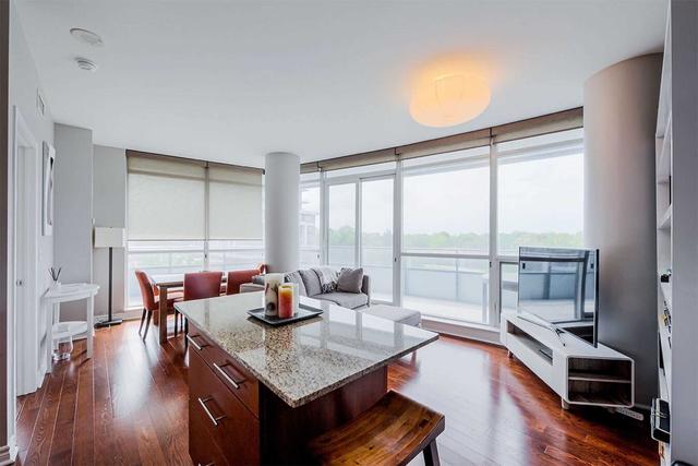 230 - 2885 Bayview Ave, Condo with 2 bedrooms, 1 bathrooms and 1 parking in Toronto ON | Image 37