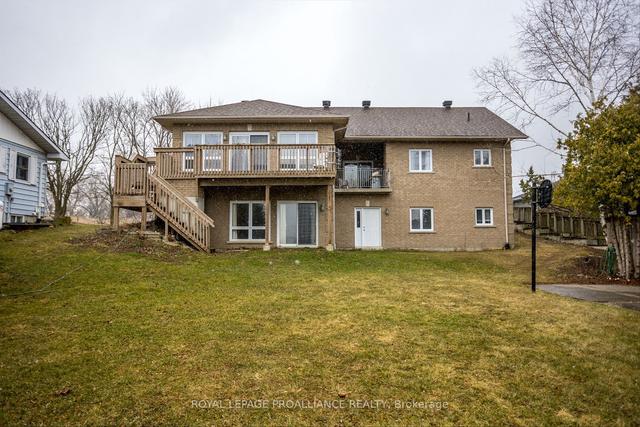 81 Glassford Rd, House detached with 2 bedrooms, 3 bathrooms and 10 parking in Kawartha Lakes ON | Image 27
