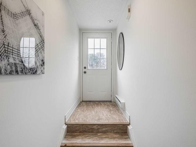 70 - 55 Turntable Cres, Townhouse with 3 bedrooms, 2 bathrooms and 1 parking in Toronto ON | Image 23