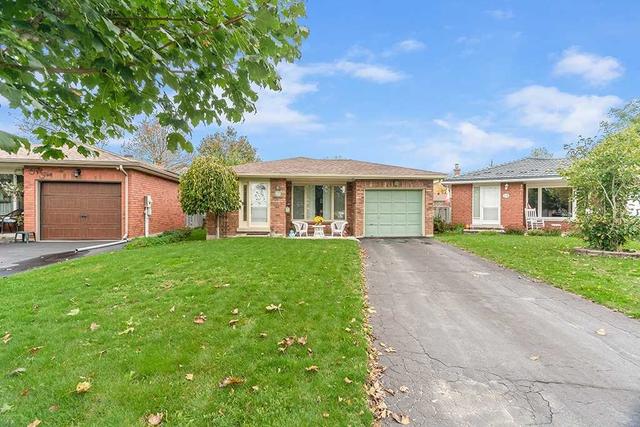 57 Buchanan St, House detached with 3 bedrooms, 2 bathrooms and 4 parking in Barrie ON | Image 12