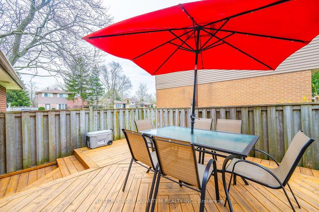 10 Hopewell Cres, House detached with 3 bedrooms, 2 bathrooms and 3 parking in Hamilton ON | Image 21