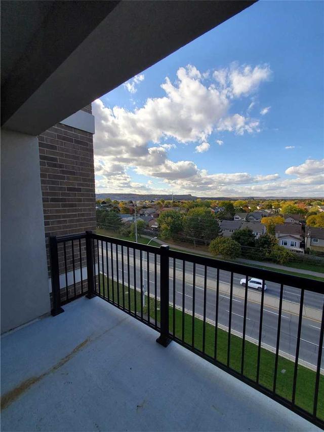 610 - 610 Farmstead Dr, Condo with 2 bedrooms, 2 bathrooms and 2 parking in Milton ON | Image 7