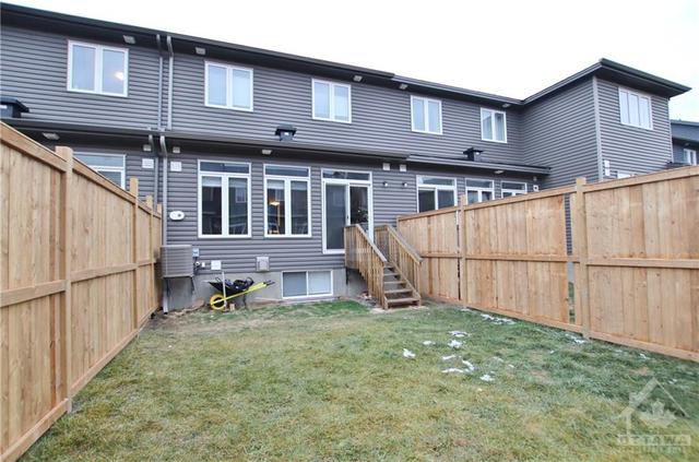 131 Overberg Way, Townhouse with 3 bedrooms, 3 bathrooms and 2 parking in Ottawa ON | Image 28