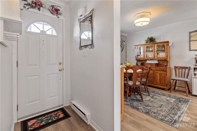 18 - 1263 Millwood Avenue, Townhouse with 4 bedrooms, 2 bathrooms and 1 parking in Brockville ON | Image 3