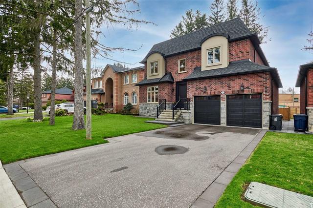 19 Wanita Rd, House detached with 4 bedrooms, 5 bathrooms and 7 parking in Toronto ON | Image 12
