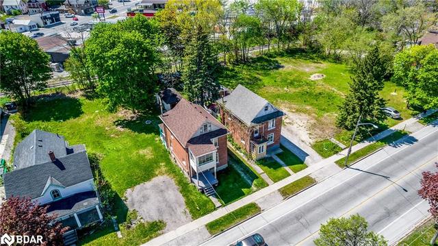 51 Tiffin Street, House detached with 3 bedrooms, 1 bathrooms and 4 parking in Barrie ON | Image 3