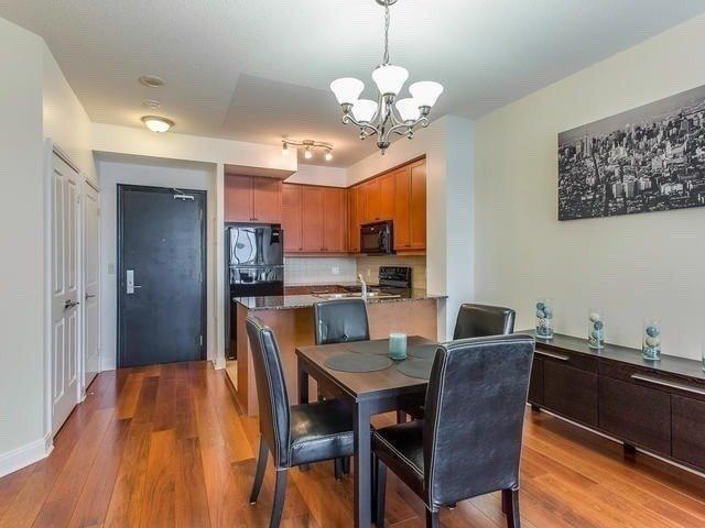 602 - 90 Absolute Ave, Condo with 2 bedrooms, 1 bathrooms and 1 parking in Mississauga ON | Image 15
