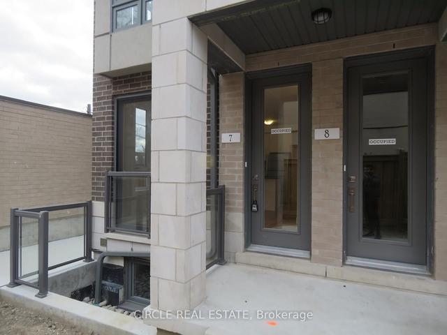 7 - 713 Lawrence Ave W, Townhouse with 2 bedrooms, 2 bathrooms and 1 parking in Toronto ON | Image 1
