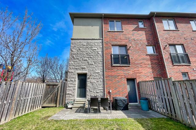 1 - 3038 Haines Rd, House attached with 3 bedrooms, 4 bathrooms and 2 parking in Mississauga ON | Image 15