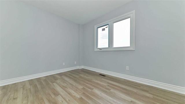34 Woodside Crt, House detached with 3 bedrooms, 4 bathrooms and 3 parking in Brampton ON | Image 15