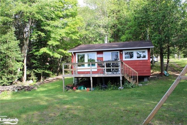 270 Whalley Lake Road, House detached with 3 bedrooms, 1 bathrooms and 4 parking in Magnetawan ON | Image 32