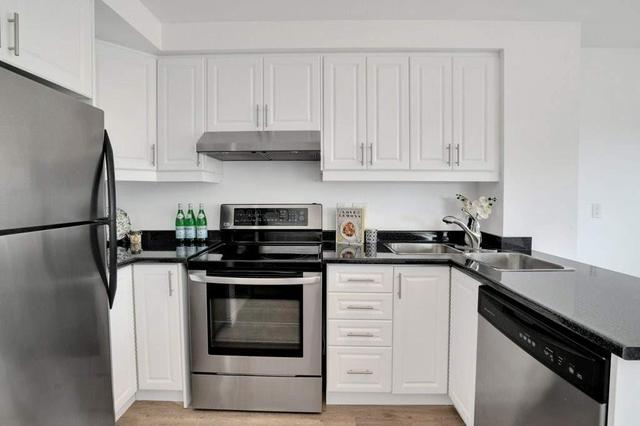 909 - 1700 The Collegeway, Condo with 2 bedrooms, 2 bathrooms and 1 parking in Mississauga ON | Image 5