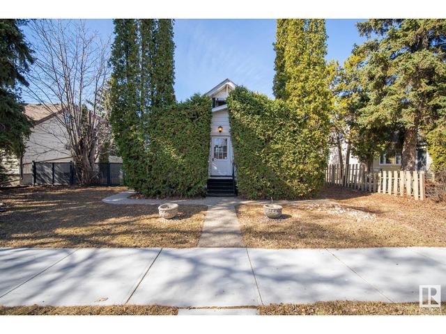 11234 61 St Nw, House detached with 4 bedrooms, 2 bathrooms and 6 parking in Edmonton AB | Image 2