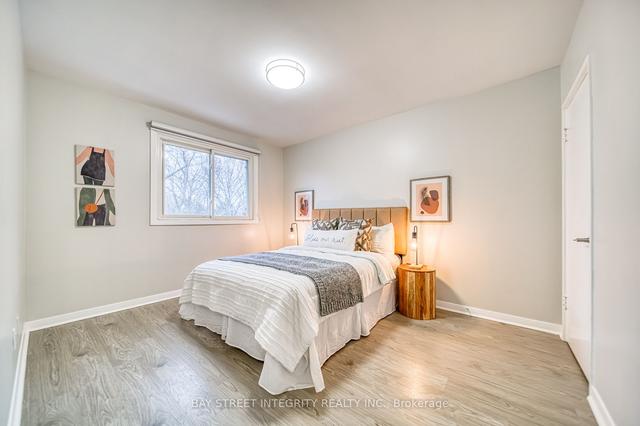 53 Baltray Cres, House semidetached with 3 bedrooms, 3 bathrooms and 4 parking in Toronto ON | Image 13