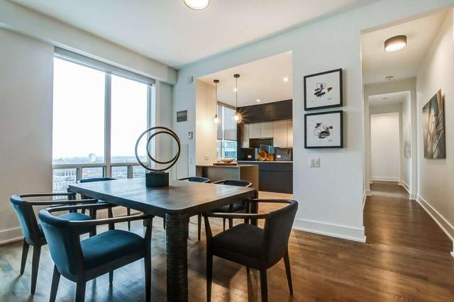 18e - 61 Yorkville Ave, Condo with 3 bedrooms, 3 bathrooms and 1 parking in Toronto ON | Image 4