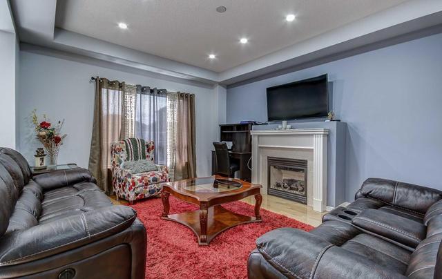 110 Stillman Dr, House detached with 4 bedrooms, 4 bathrooms and 4 parking in Brampton ON | Image 5