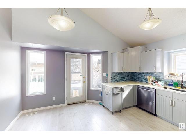 1415 48a St Nw, House detached with 6 bedrooms, 3 bathrooms and 4 parking in Edmonton AB | Image 11