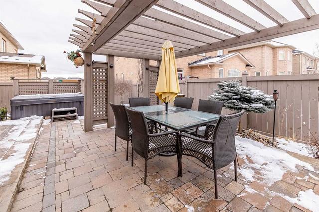 32 Eaglesprings Cres, House detached with 4 bedrooms, 4 bathrooms and 6 parking in Brampton ON | Image 22
