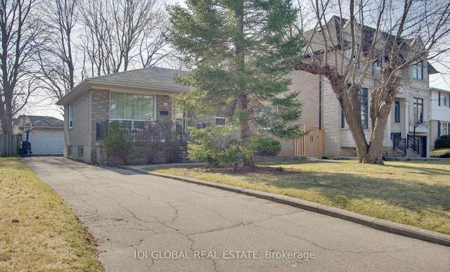 159 Goulding Ave, House detached with 3 bedrooms, 2 bathrooms and 5 parking in Toronto ON | Image 39