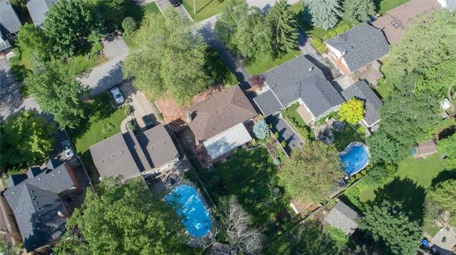 207 Mohawk Rd, House detached with 3 bedrooms, 2 bathrooms and 4 parking in Oakville ON | Image 19
