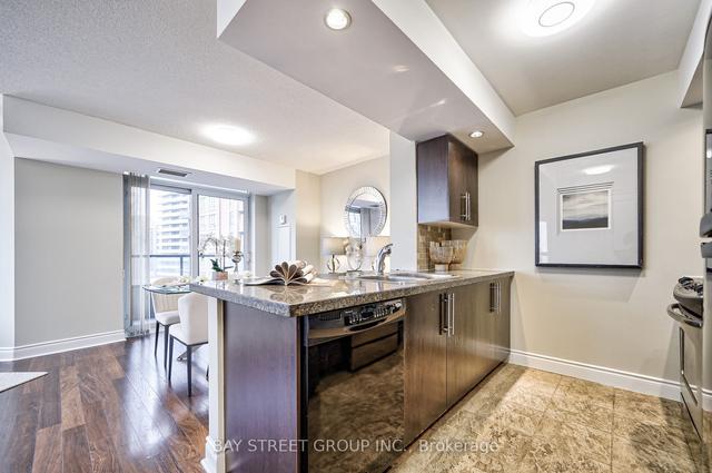 1019 - 500 Doris Ave, Condo with 2 bedrooms, 2 bathrooms and 1 parking in Toronto ON | Image 29