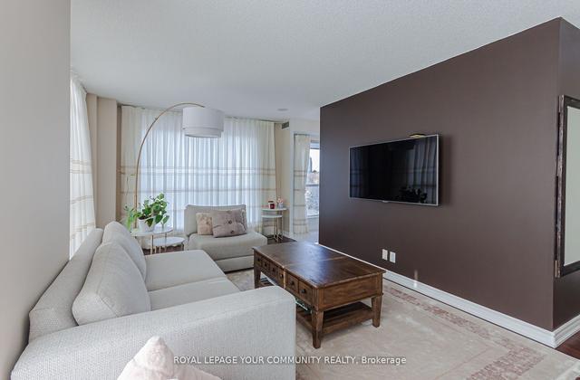 422 - 18 Harding Blvd, Condo with 2 bedrooms, 2 bathrooms and 1 parking in Richmond Hill ON | Image 2