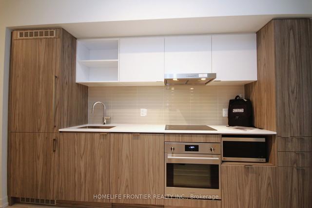 2009 - 55 Cooper St, Condo with 1 bedrooms, 1 bathrooms and 1 parking in Toronto ON | Image 16