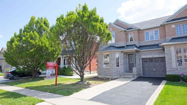 11 Clearspring Lane, House semidetached with 3 bedrooms, 3 bathrooms and 3 parking in Brampton ON | Image 1