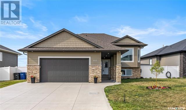 403 Prairie View Drive, House detached with 5 bedrooms, 3 bathrooms and null parking in Dundurn SK | Image 2
